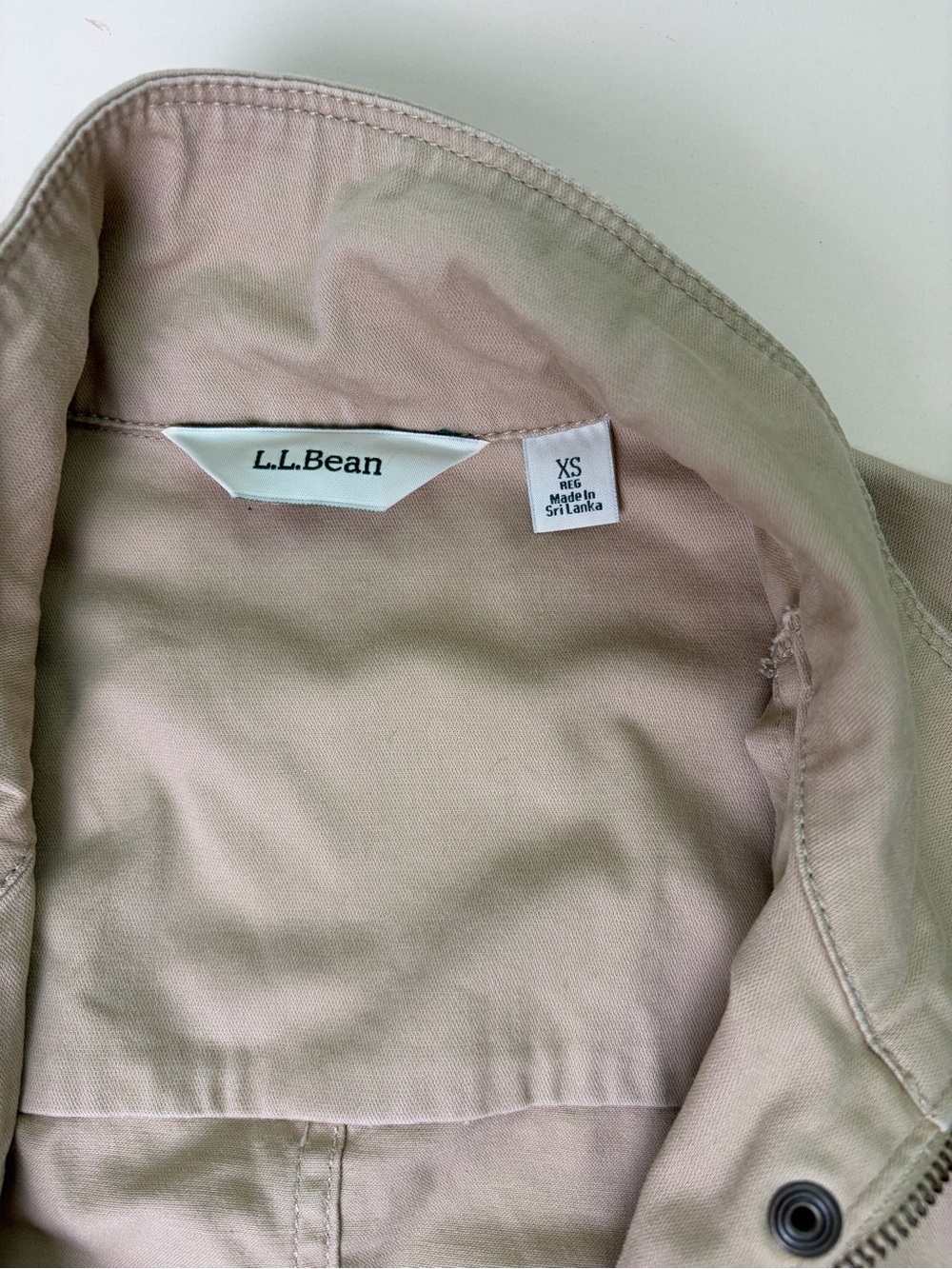 L.L.Bean Women’s XS Tan Classic Utility Field Safari Jacket - Picture 4 of 10